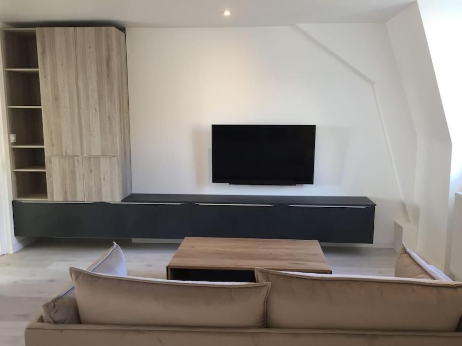 Rodez - Superbe Appartement Neuf Avec Vue Ngoại thất bức ảnh